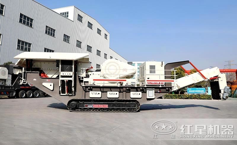 大型采石场用以柴油为动力的履带破碎机更高产、环保