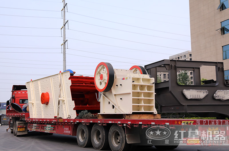 PE600*900颚破破碎物料性能和性价比如何，配件鄂板可换吗？