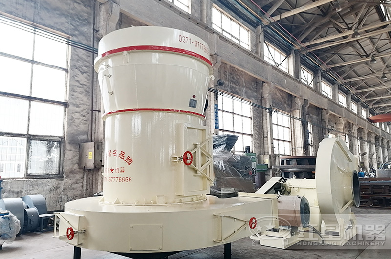 雷蒙磨设备型号参数及优势有哪些，用它制粉可达环保标准吗？